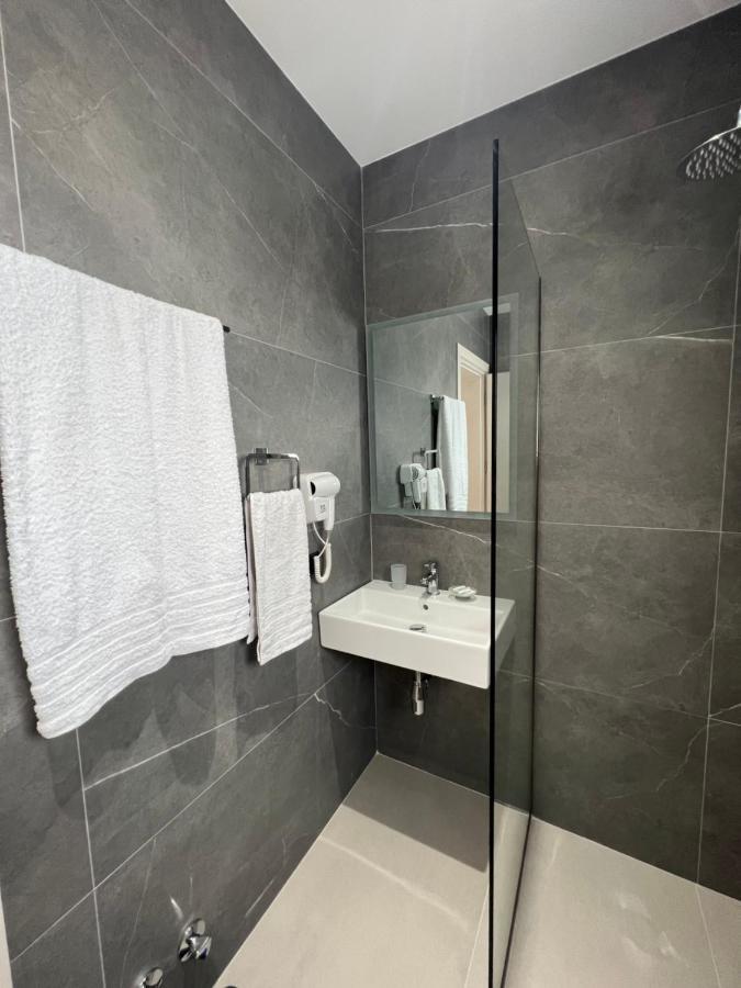 Astoria Rooms Sarande Exterior photo